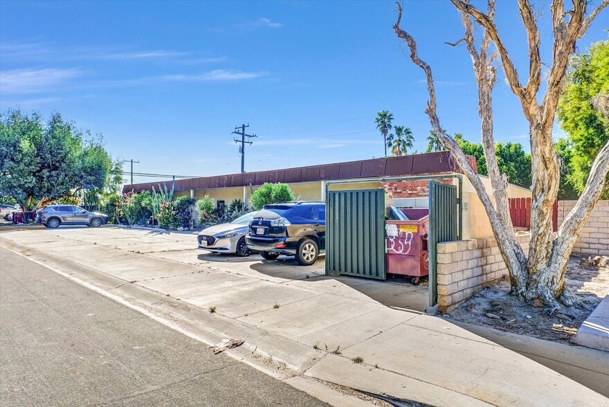 More Photos Of 3737 E Calle De Carlos, Palm Springs Apartments For Sale