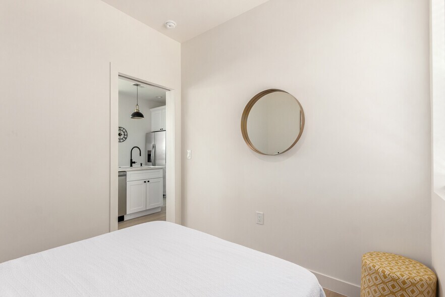 More Photos Of 411 32nd Pl, Phoenix Apartments For Sale