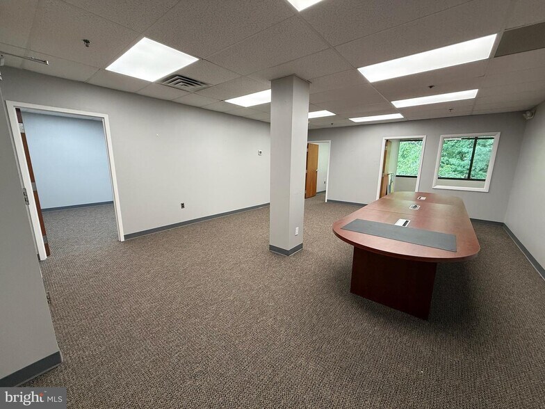 More Photos Of 8101 Washington Ln, Wyncote Office For Lease