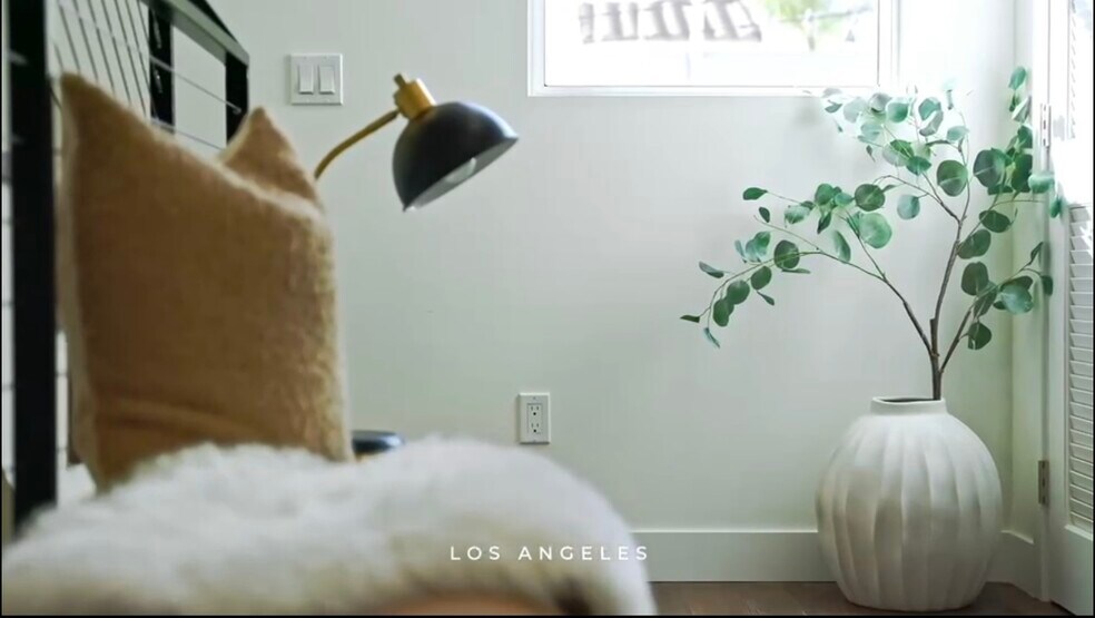 More Photos Of 1245 N New Hampshire Ave, Los Angeles Apartments For Sale