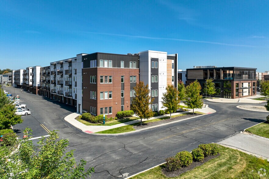 More Photos Of 7320 Aspect Dr, Granger General Retail For Lease