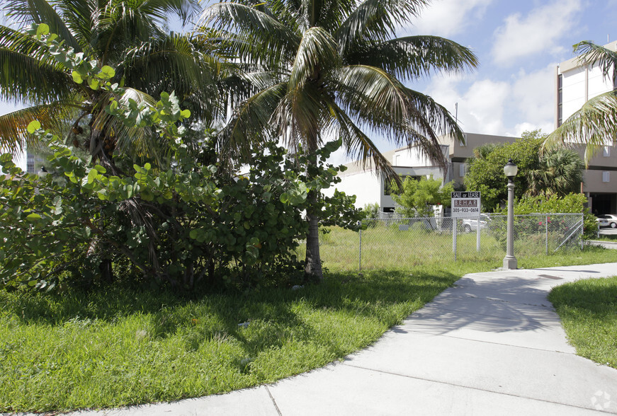 Primary Photo Of 2524 Hallandale Beach Blvd, Hallandale Beach Land For Sale