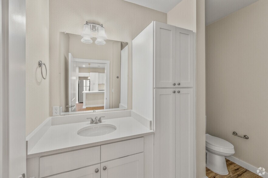 More Photos Of 7149 Trail Lake Dr, Fort Worth Apartments For Sale