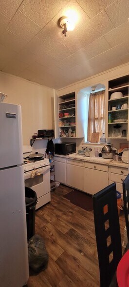 More Photos Of , Washington Multifamily For Sale