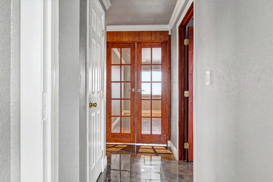 More Photos Of 8326 Quivas Way, Denver Office For Lease