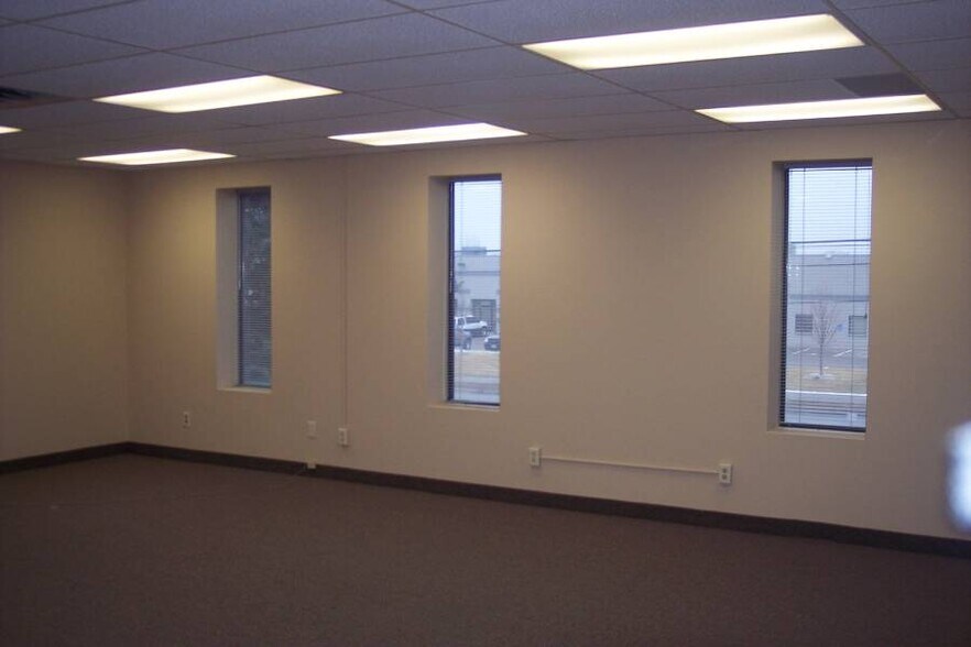 More Photos Of 7671 Central Ave NE, Fridley Office For Lease