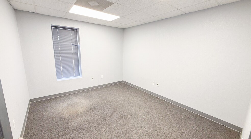 More Photos Of 3611 E State Highway 158, Midland Unknown For Lease