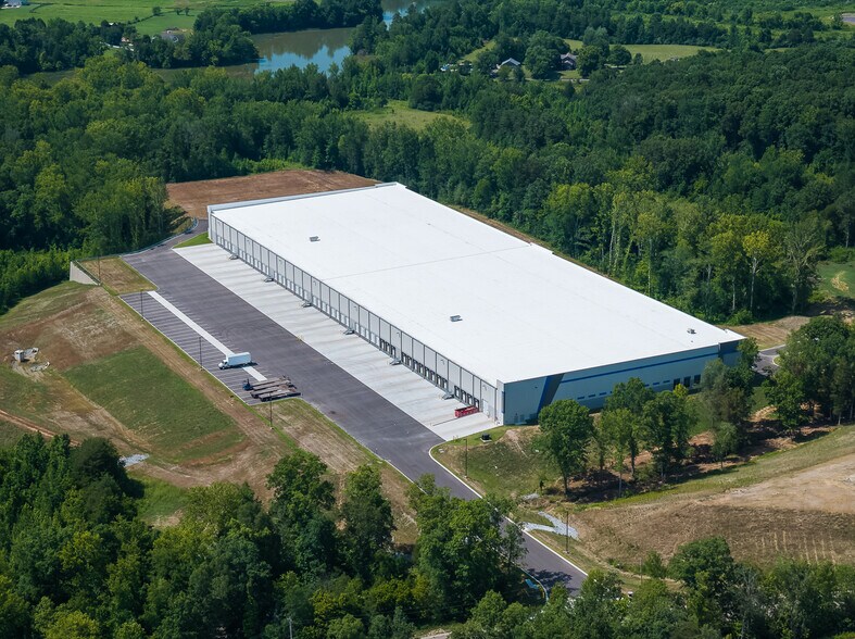 More Photos Of Pawnook Farm Rd, Lenoir City Unknown For Lease