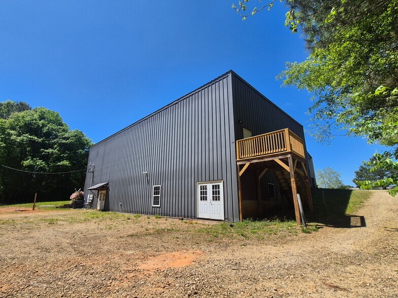 More Photos Of 320 Mill Creek Dr, Hull Religious Facility For Sale