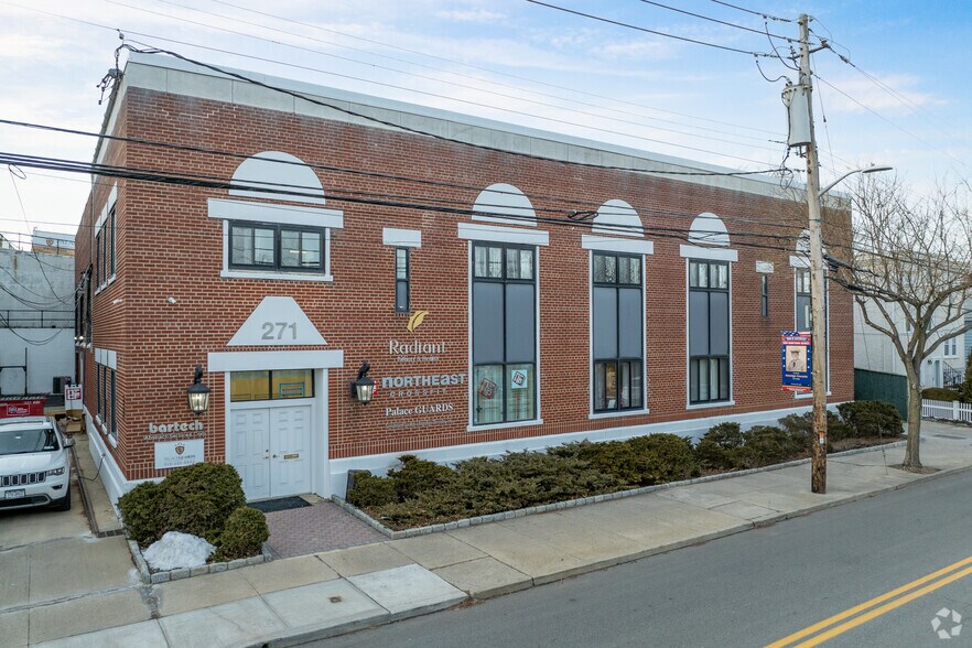 Primary Photo Of 271 Main St, Eastchester Light Distribution For Lease