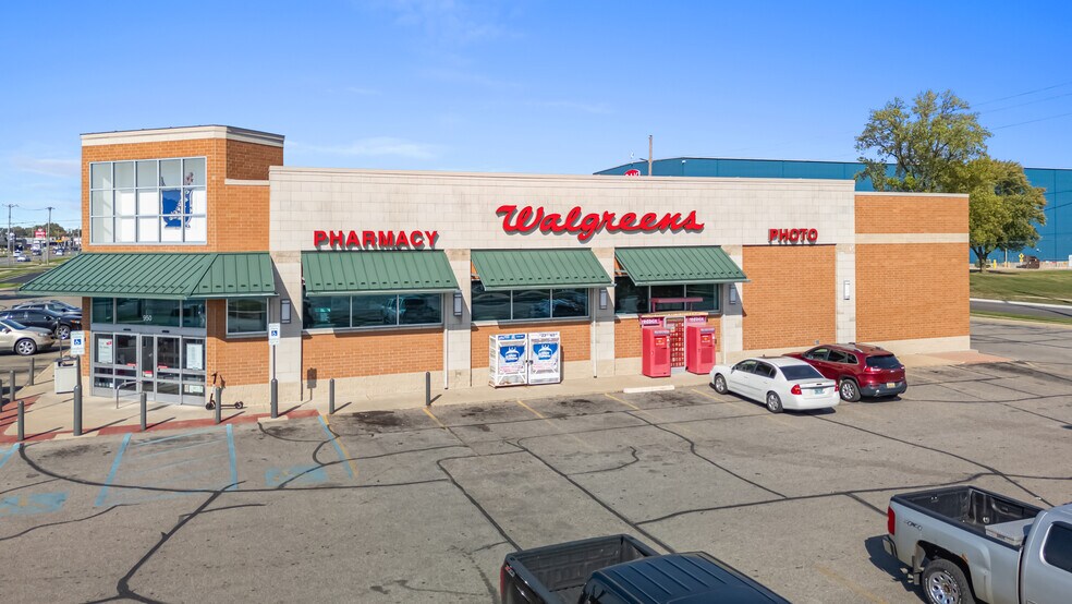 More Photos Of 950 S Centerville Rd, Sturgis Drugstore For Sale