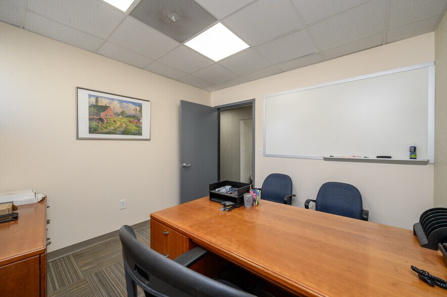 More Photos Of 1400 Union Ave, Union Beach Office For Sale