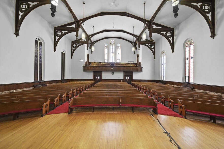 More Photos Of 201 S Jackson St, Jackson Specialty For Sale