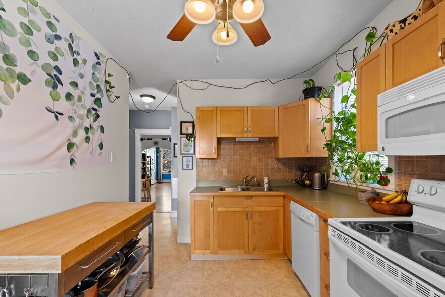 More Photos Of 5510 Lisette Ave, Saint Louis Multifamily For Sale