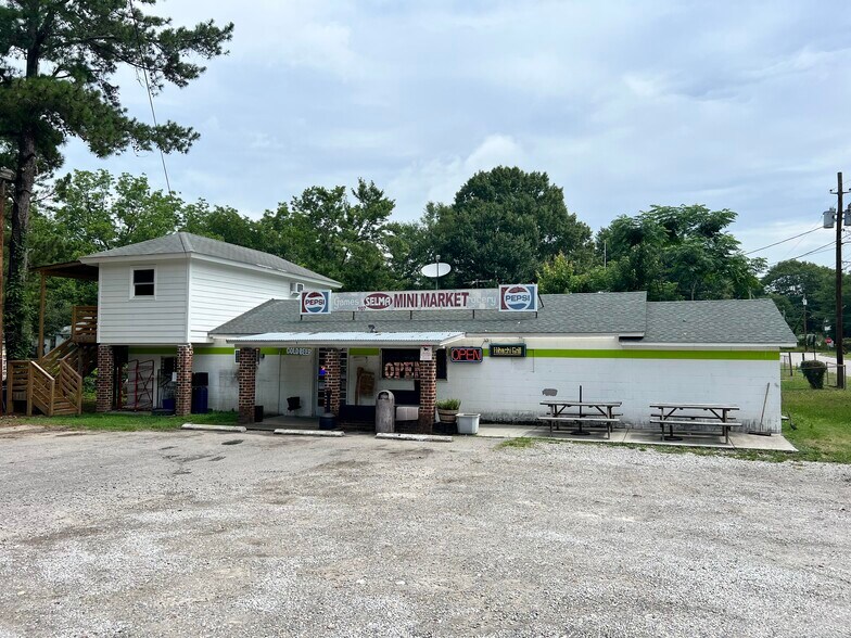 Primary Photo Of 107 N Church St, Selma Convenience Store For Sale