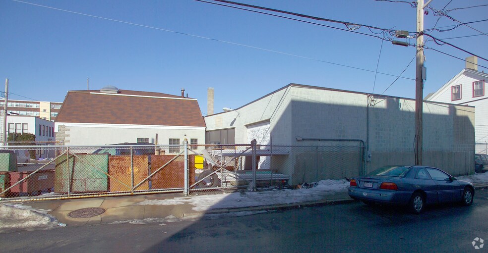 More Photos Of 138 Morgan St, Fall River Warehouse For Sale