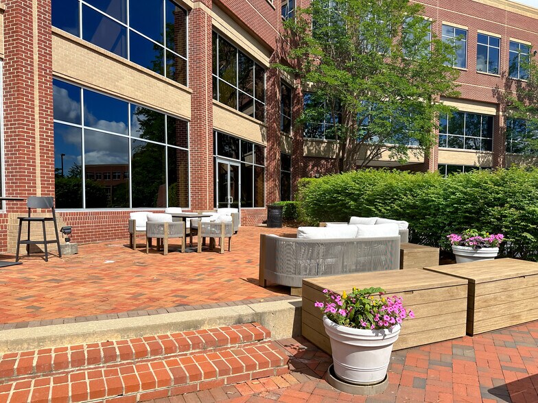 More Photos Of 1500 Perimeter Park Dr, Morrisville Unknown For Lease