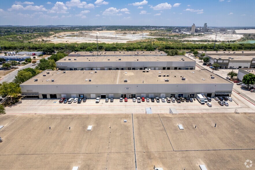 More Photos Of 12625 Wetmore Rd, San Antonio Unknown For Lease