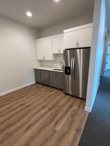 More Photos Of 7631 E 126th St S, Bixby Office For Sale