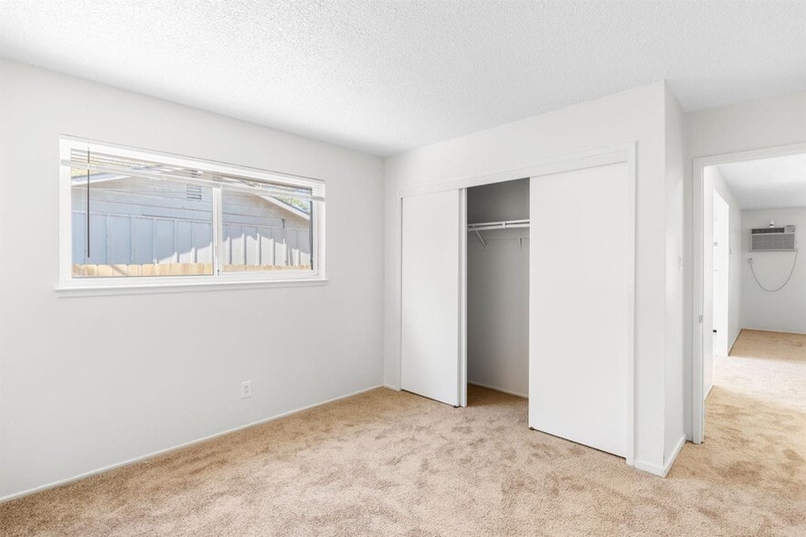 More Photos Of 7656 23rd St, Sacramento Multifamily For Sale