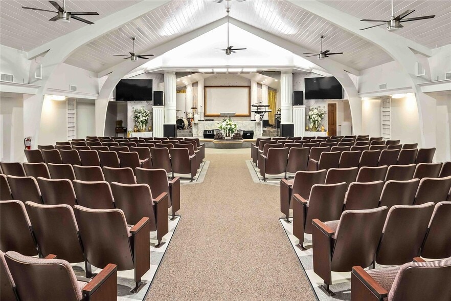 More Photos Of 5208 Noble St, Houston Specialty For Sale