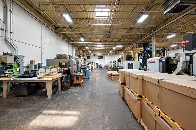 More Photos Of 44783 Morley Dr, Clinton Township Warehouse For Lease