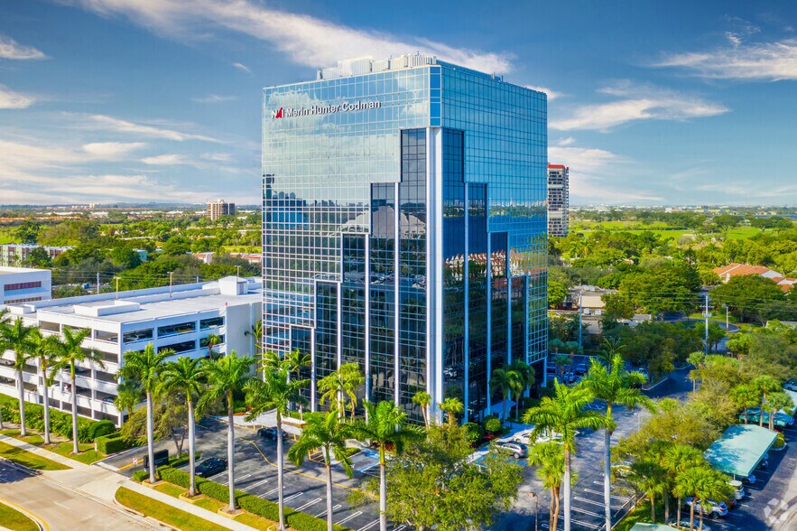 More Photos Of 1601 Forum Pl, West Palm Beach Office For Lease