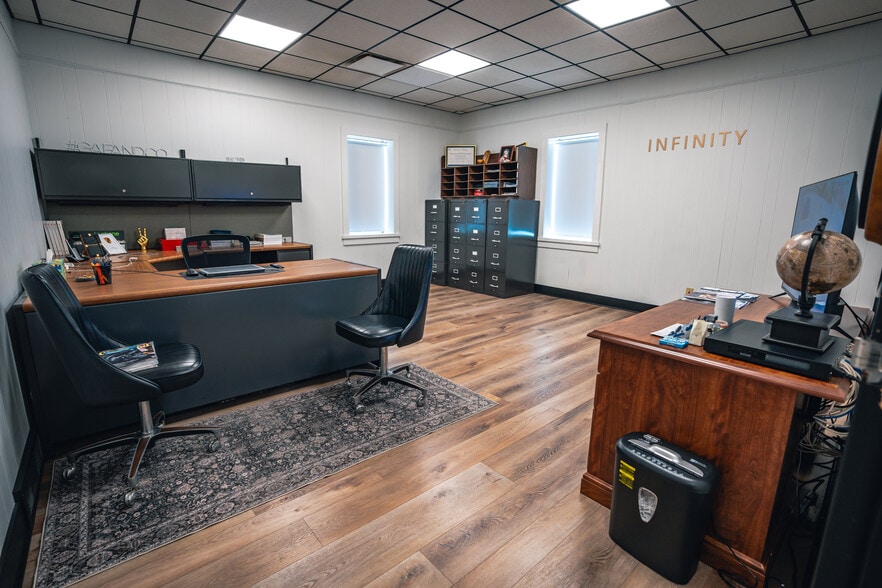 More Photos Of 5350 W 161st St, Brook Park Manufacturing For Sale