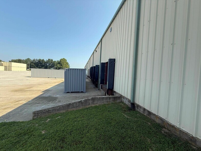 More Photos Of 19042 Lawrence 1240, Marionville Industrial For Sale