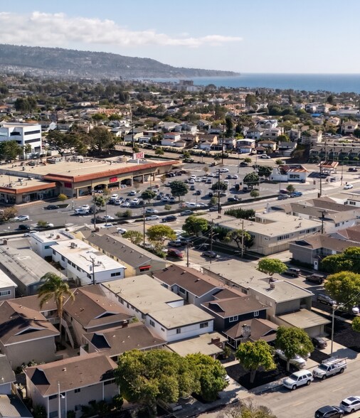 More Photos Of 1304 Amethyst St, Redondo Beach Multifamily For Sale