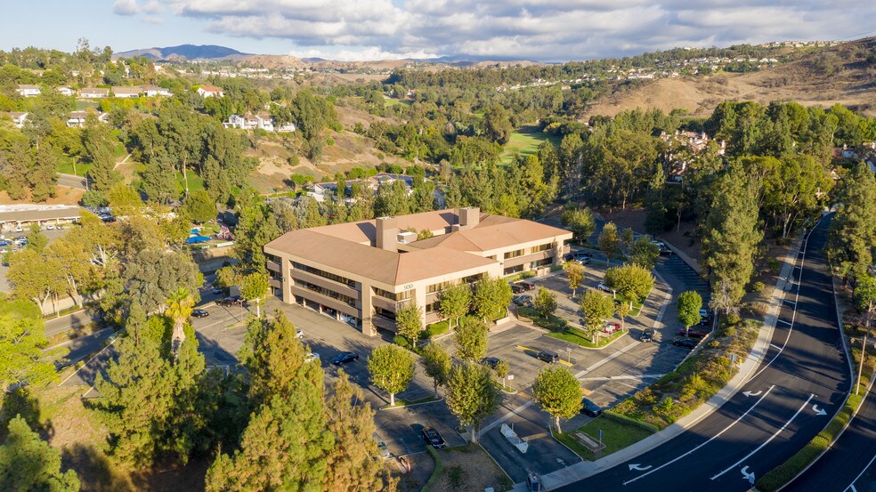 More Photos Of 500 S Anaheim Hills Rd, Anaheim Medical For Lease