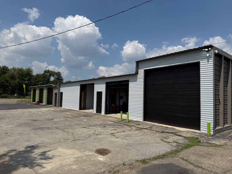 More Photos Of 5955 E 21st St, Indianapolis Carwash For Sale