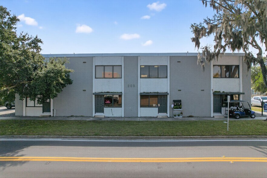 More Photos Of 203 E 3rd St, Sanford Office For Sale