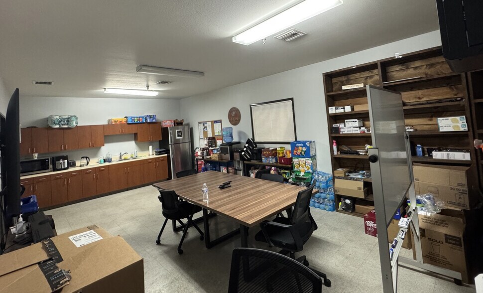 More Photos Of 26035 Palomar Rd, Menifee Warehouse For Sale