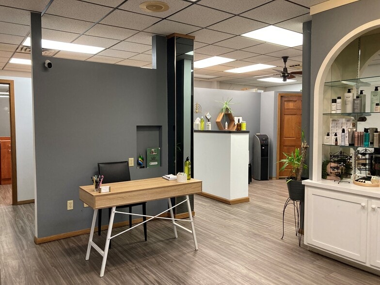 More Photos Of 6629 University Ave, Middleton Storefront Retail Office For Sale