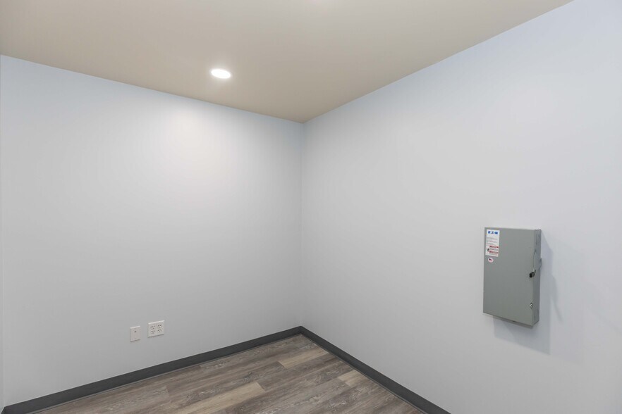 More Photos Of 7629 Hillside Rd, Amarillo Medical For Lease