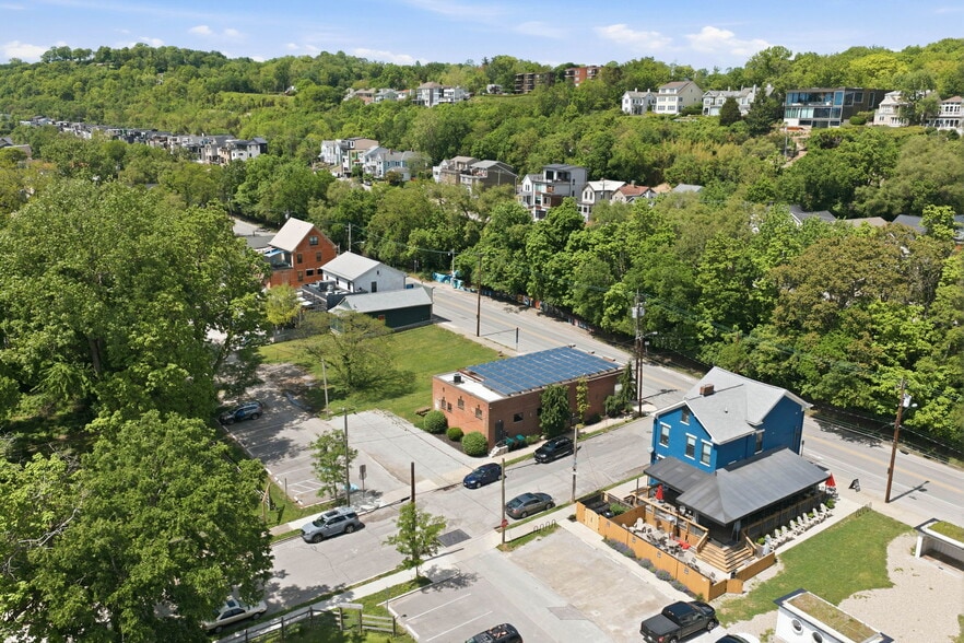 More Photos Of 3251 Riverside Dr, Cincinnati Loft Creative Space For Lease