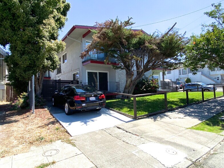 More Photos Of 1140 E 22nd St, Oakland Apartments For Sale