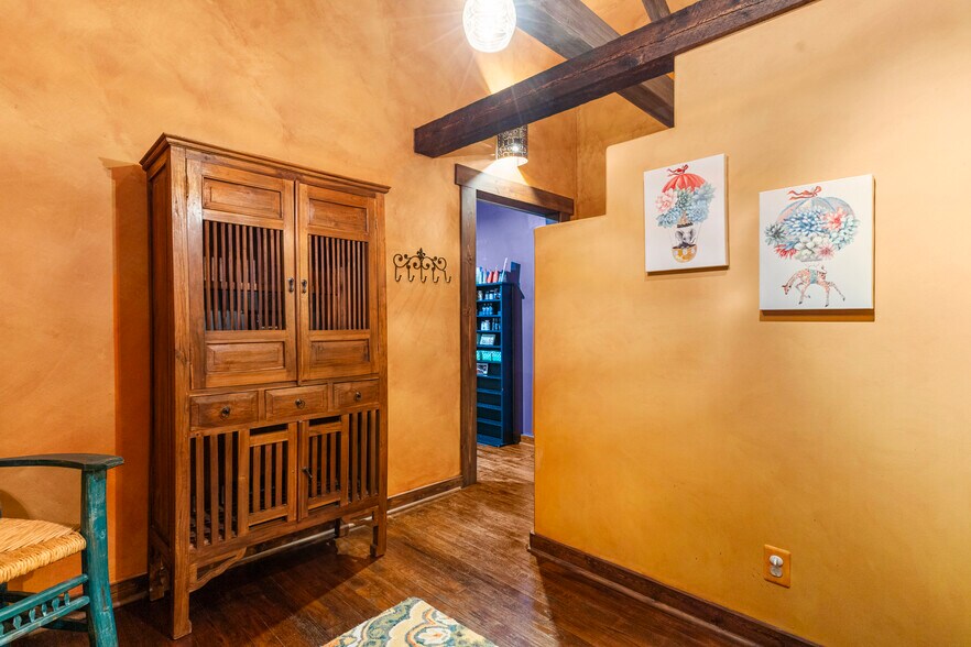 More Photos Of 3228 S Jamestown Ave, Tulsa Medical For Sale