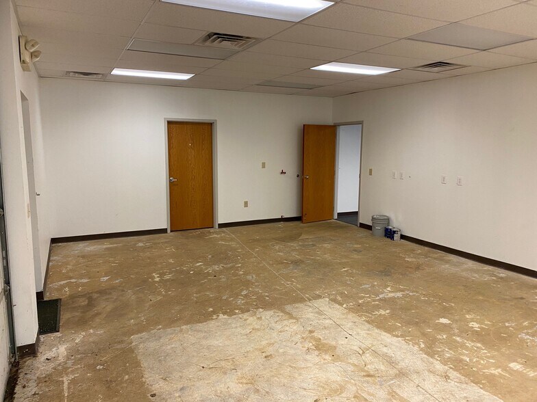 More Photos Of 1425 Rock Quarry Rd, Raleigh Unknown For Lease