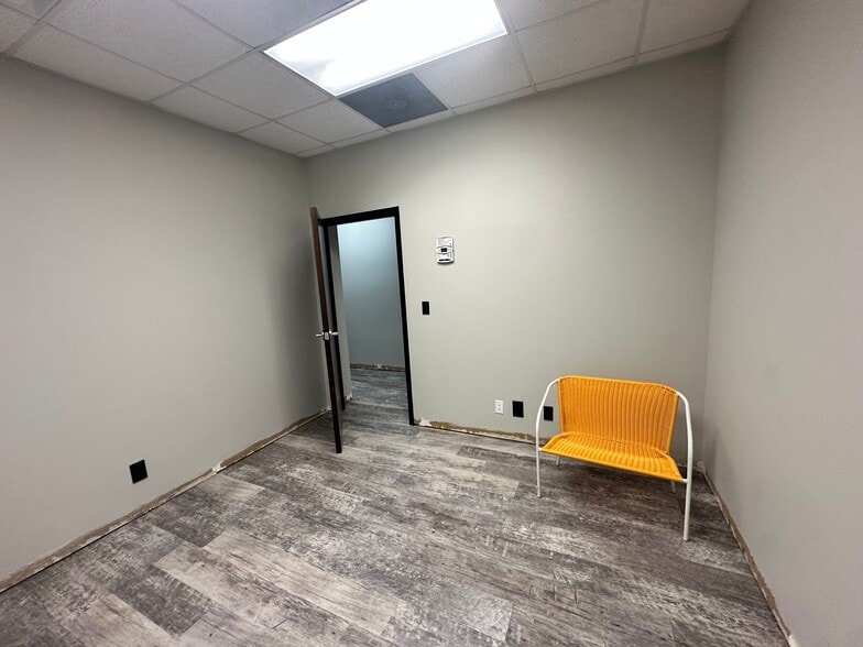 More Photos Of 4485 N Industrial Dr, Cumming Warehouse For Lease