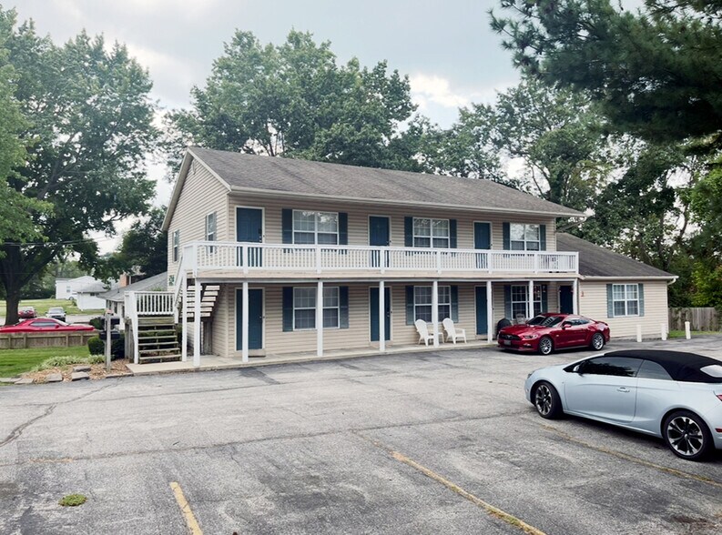 More Photos Of 539 N 40th St, Belleville Apartments For Sale