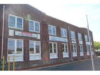 More Photos Of 600 Main St, Riverton Office For Sale