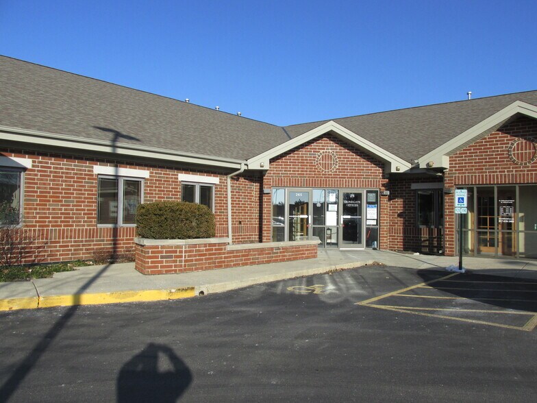 Primary Photo Of 245-285 Stonegate Rd, Algonquin Medical For Sale
