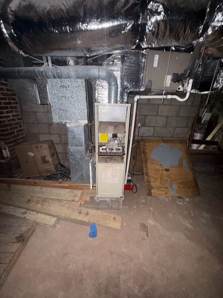 More Photos Of 2-4 E Somerset St, Raritan Storefront Retail Residential For Sale