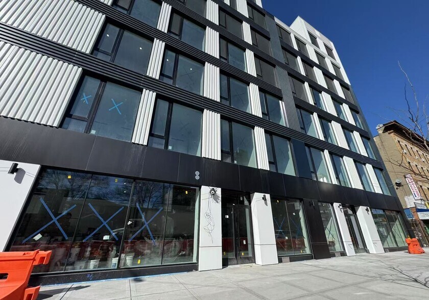 More Photos Of 31-16 21st St, Astoria Apartments For Lease