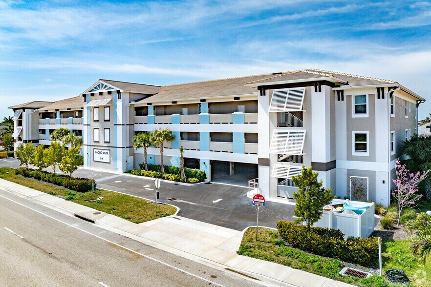 More Photos Of 5126 Coronado Pky, Cape Coral Apartments For Sale