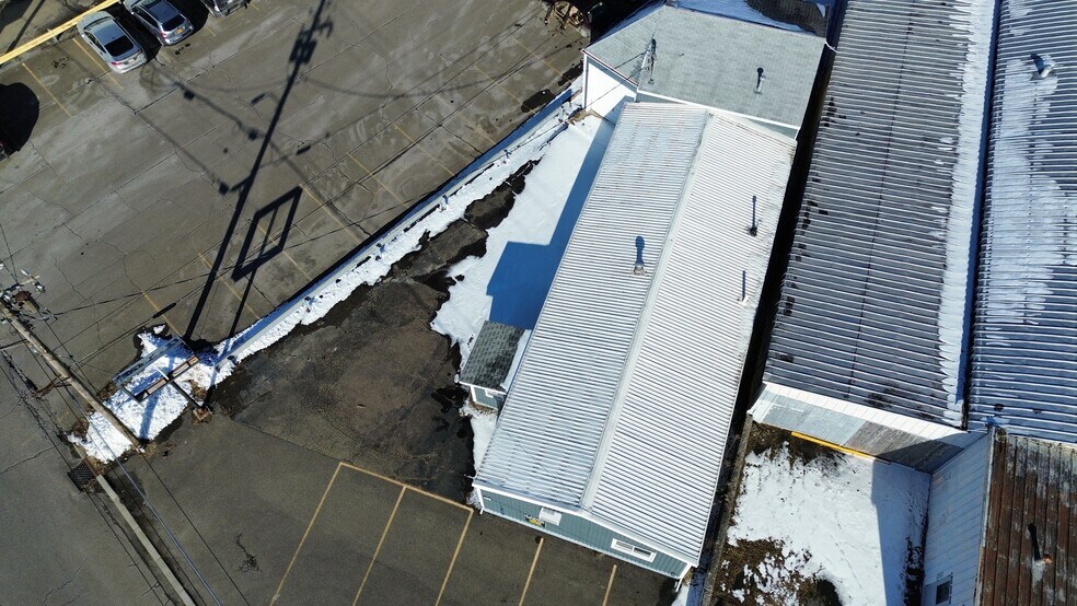 More Photos Of 317 Harrison Ave, Endicott Freestanding For Lease