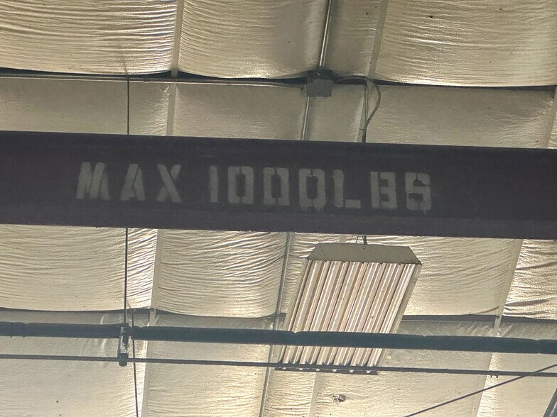 More Photos Of 5066 Owan Industrial Park Dr, Williston Warehouse For Lease