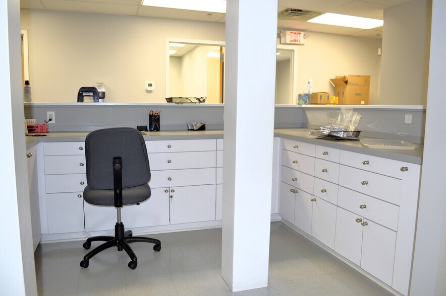 More Photos Of 1005 Clifton Ave, Clifton Office For Lease